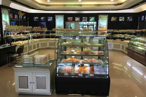 Shakes N Cakes photo 2